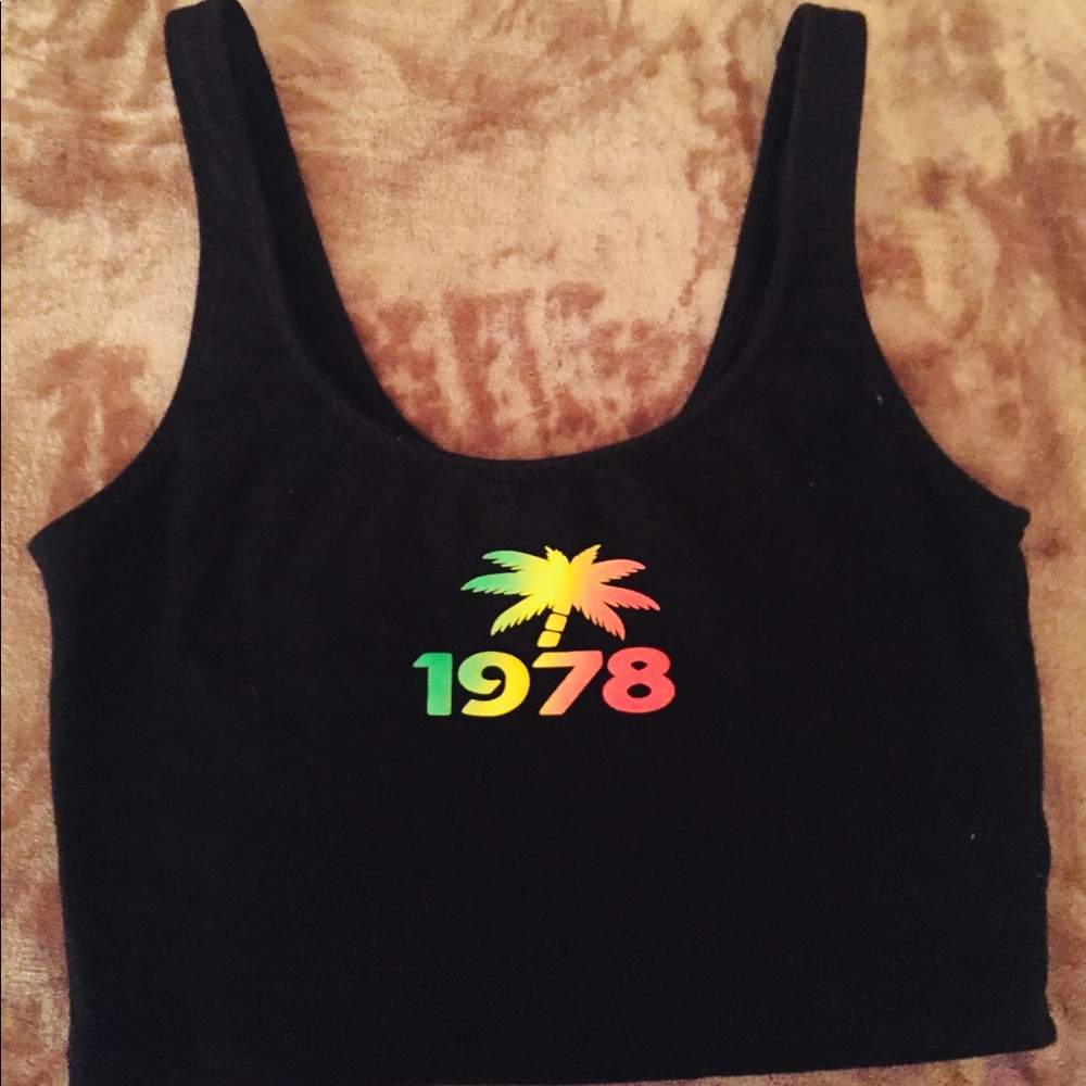F21 graphic crop top